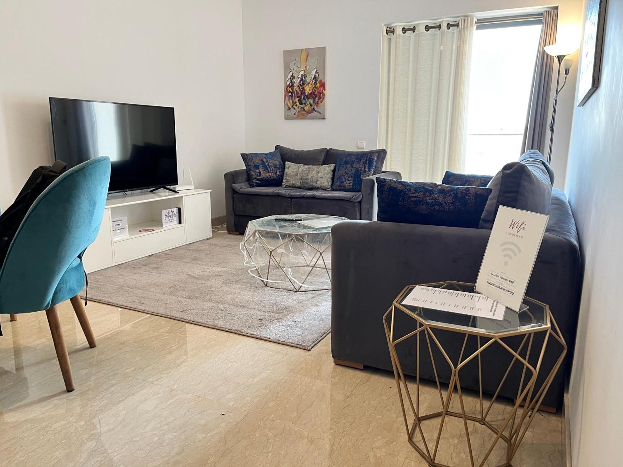 Luxury Apartment 100Sqm With Pool Near Beach Wifi Unlimited With Optical Fiber Agadir Dış mekan fotoğraf